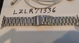 Fair
													Apple Watch SE 1st Gen 44mm - Gray, A2352 - GPS, Aluminum, photo 3 of 11