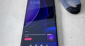 Mint
													Motorola Edge (2023) - Unlocked, Black, 256 GB, 8 GB, photo 1 of 10