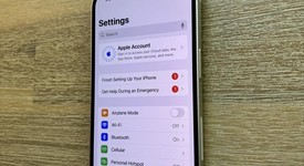 Mint
													Apple iPhone 14 - Unlocked, Starlight, 512 GB, A2649, photo 3 of 11