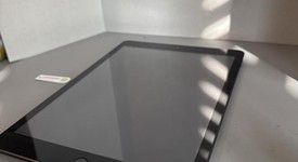 Good
													Apple iPad 9th Gen - Wi-Fi, Gray, 256 GB, A2602, photo 3 of 6