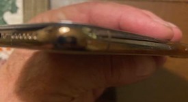 Good
													Apple iPhone Xs - Verizon, Gold, 256 GB, A1920, photo 4 of 17