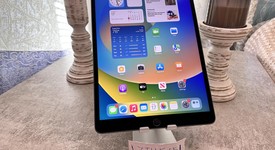 Good
													Apple iPad Air 3rd Gen - Wi-Fi, Silver, 64 GB, photo 1 of 5