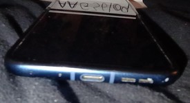 Good
													Motorola Razr (2025) - Unlocked, Blue, 256 GB, 8 GB, photo 3 of 9