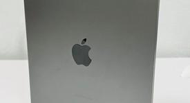 Good
													Apple iPad Air 5th Gen - Unlocked, Gray, 64 GB, A2589, photo 5 of 9