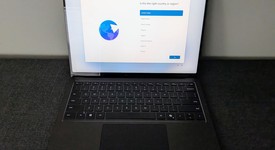 Good
													Microsoft Surface Laptop 7 - Black, 1 TB, 32 GB, 13.8", photo 1 of 16