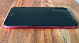 Good
													Apple iPhone SE 2nd Gen 2020 - Unlocked, Red, 64 GB, A2275, photo 5 of 8