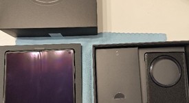 Mint
													vivo X Fold3 Pro - Unlocked Non-US, Black, 512 GB, 16 GB, photo 3 of 12