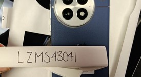 Mint
													OnePlus 13 - Unlocked, Midnight Ocean, 512 GB, 16 GB, photo 1 of 7