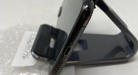 Good
													Apple iPhone Xs - Unlocked, Gray, 256 GB, A1920, photo 5 of 6