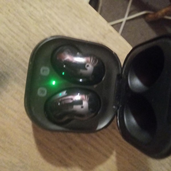 Samsung Galaxy Buds Live - Black, SM-R180