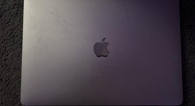 Fair
													MacBook Air 2020 - 13" - Apple M1, Silver, 256 GB, 8 GB, photo 3 of 5
