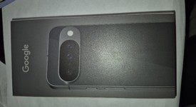 New
													Google Pixel 10 - Unlocked, Obsidian, 128 GB, GLBW0, photo 3 of 9