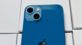 Good
													Apple iPhone 13 - AT&T, Blue, 128 GB, A2482, photo 3 of 7
