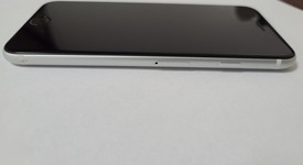 Good
													Apple iPhone SE 3rd Gen 2022 - Verizon, Starlight, 64 GB, A2595, photo 5 of 7
