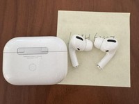 Apple AirPods Pro 1st Gen