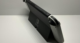 Good
													Nintendo Switch - OLED - White, 64 GB, photo 4 of 7