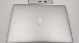 Good
													MacBook Air 2015 - 13" - Silver, 128 GB, 4 GB, photo 1 of 15