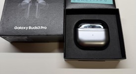 Used
													Samsung Galaxy Buds3 Pro - Silver, photo 1 of 10