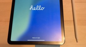 Mint
													Apple iPad Air 5th Gen - Wi-Fi, Gray, 64 GB, A2588, photo 1 of 9