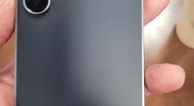 Mint
													Samsung Galaxy S25 FE - Metro by T-Mobile, Black, 128 GB, SM-S731U, photo 2 of 9