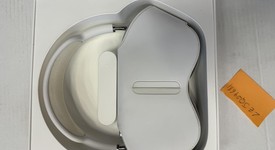 Used
													Apple AirPods Max - Silver, photo 5 of 7