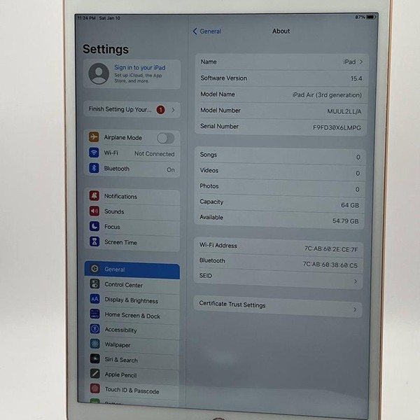 Apple iPad Air 3rd Gen - Wi-Fi, 64 GB, Gold