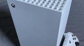 Good
													Xbox Series X (2020) - Robot White, 1 TB, All-Digital, photo 3 of 4