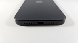 Mint
													Apple iPhone 16e - Unlocked, Black, 128 GB, A3212, photo 4 of 6
