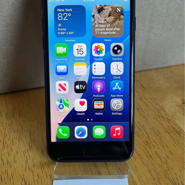 Apple iPhone SE 3rd Gen 2022 - Unlocked, 64 GB, Midnight, A2595