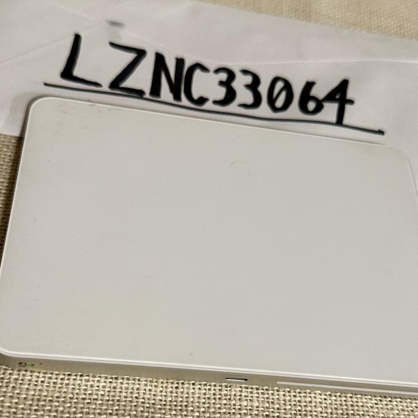 Apple Magic Trackpad - White