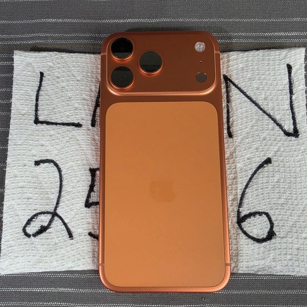 Apple iPhone 17 Pro Max - T-Mobile, 256 GB, Cosmic Orange, A3257