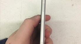 Good
													Apple iPhone Xr - Verizon, White, 64 GB, A1984, photo 5 of 7