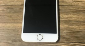 Good
													Apple iPhone 7 - Unlocked, Gold, 32 GB, A1660, photo 2 of 8
