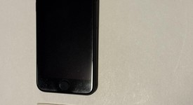 Good
													Apple iPhone SE 2nd Gen 2020 - Unlocked, Black, 64 GB, A2275, photo 2 of 8