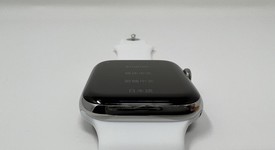 Good
													Apple Watch Series 6 44mm - Unlocked, Silver, A2294 - Cellular, Stainless Steel, photo 3 of 6