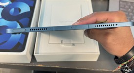 Mint
													Apple iPad Air 5th Gen - Unlocked, Blue, 256 GB, A2589, photo 6 of 6