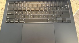 Mint
													MacBook Air 2022 - 13" - Apple M2, Midnight, 256 GB, 8 GB, photo 5 of 10