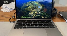 Good
													MacBook Pro 2019 - 13" - I5, Gray, 128 GB, 8 GB, photo 3 of 10