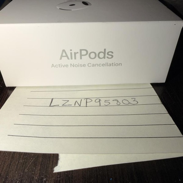 Apple AirPods 4th Gen - Active Noise Cancellation