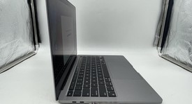 Good
													MacBook Pro 2020 - 13" - Apple M1, Silver, 256 GB, 8 GB, photo 2 of 4