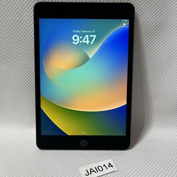 Apple iPad Mini 5th Gen - Wi-Fi, 64 GB, Gray