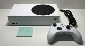 Good
													Xbox Series S (2020) - White, 512 GB, photo 1 of 5