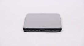 Good
													Apple iPhone 7 - Unlocked, Black, 32 GB, A1660, photo 4 of 9