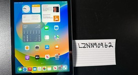 Good
													Apple iPad 5th Gen - Wi-Fi, Gray, 32 GB, A1822, photo 1 of 4