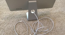 Mint
													Apple Thunderbolt Display, photo 4 of 7