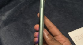 Good
													Apple iPhone 11 - AT&T, Green, 128 GB, A2111, photo 4 of 5
