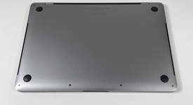 Fair
													MacBook Pro 2016 (With Touch Bar) - 13" - Gray, 512 GB, 16 GB, photo 4 of 8