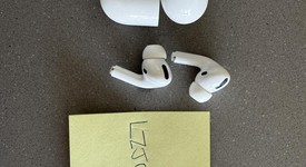 Used
													Apple AirPods Pro 1st Gen - Wireless Case, photo 5 of 9