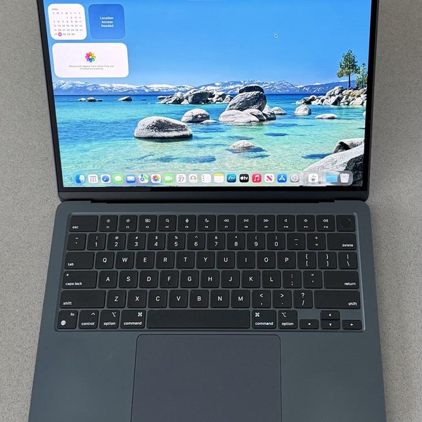 MacBook Air 2024 (M3) - 13 inch - 512 GB, Midnight, 8 GB, Apple M3, 8-core GPU