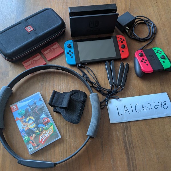 Nintendo Switch - 32 GB, Red & Blue
